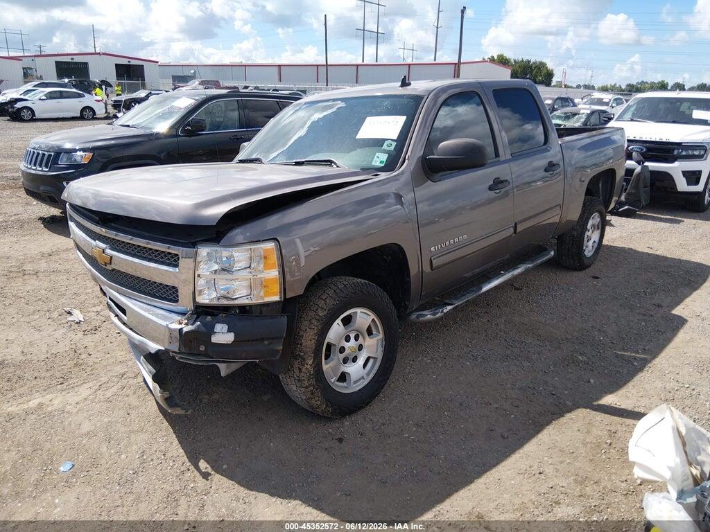 3GCPCSE06DG143384 2013 CHEVROLET SILVERADO 1500 photo no. 2