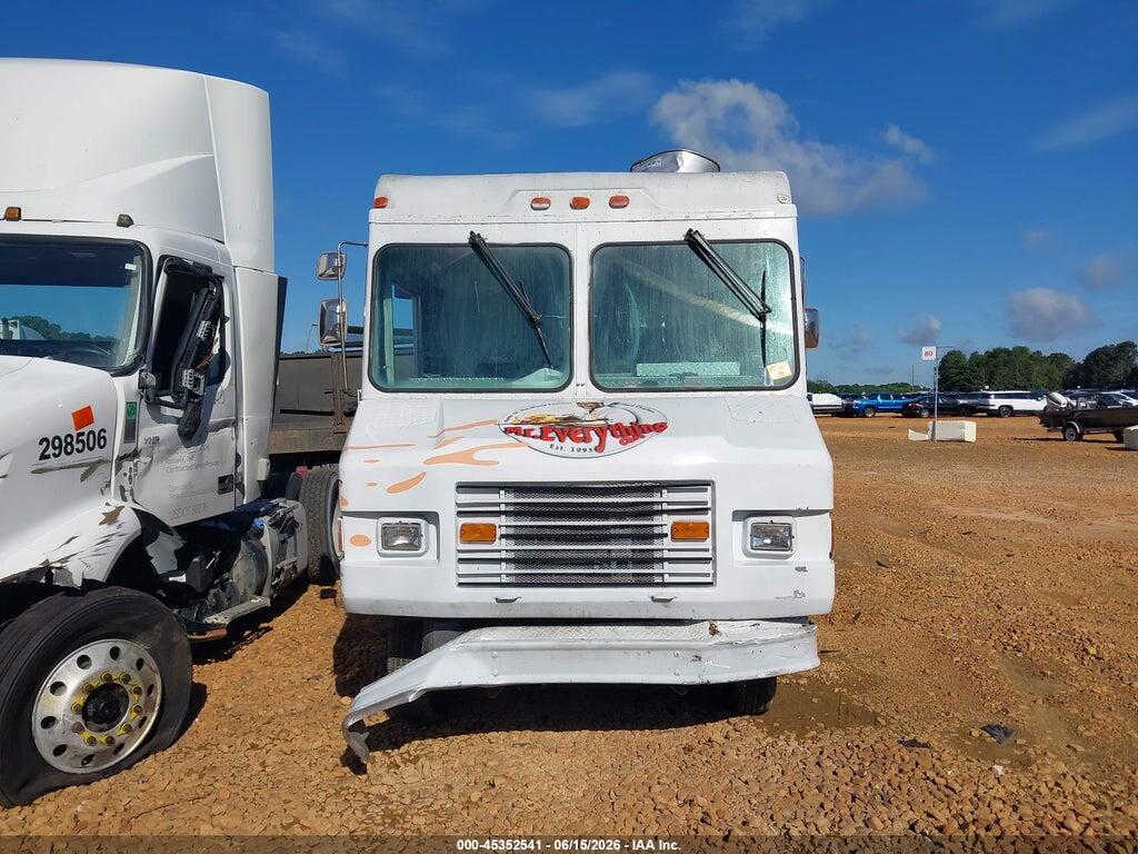 JALB4T1K3S7011663 1995 ISUZU NPR photo no. 11