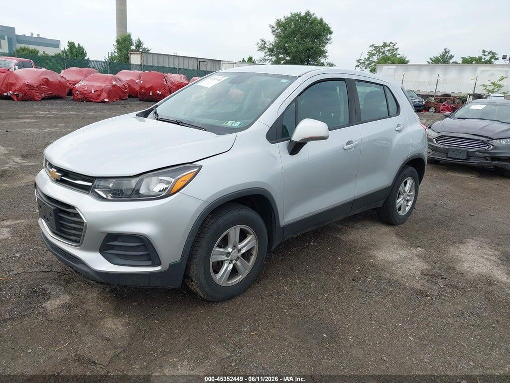 3GNCJNSB6JL167335 2018 CHEVROLET TRAX photo no. 2