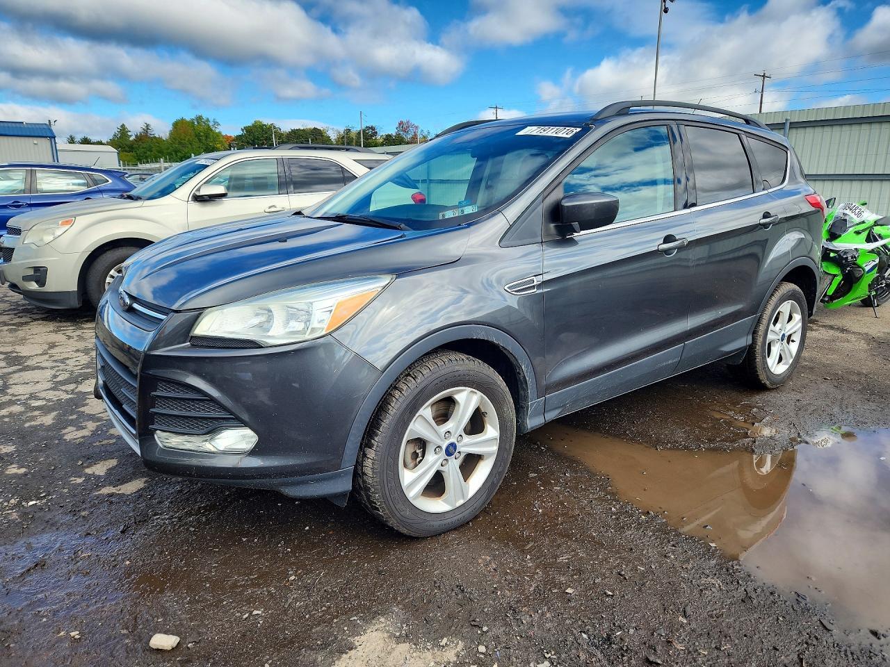 2016 FORD ESCAPE SE