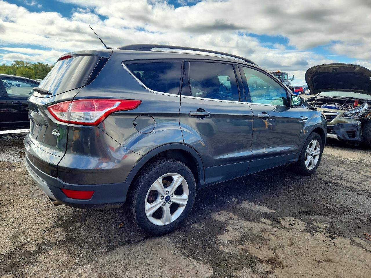 2016 FORD ESCAPE SE — Фото 3 из 12
