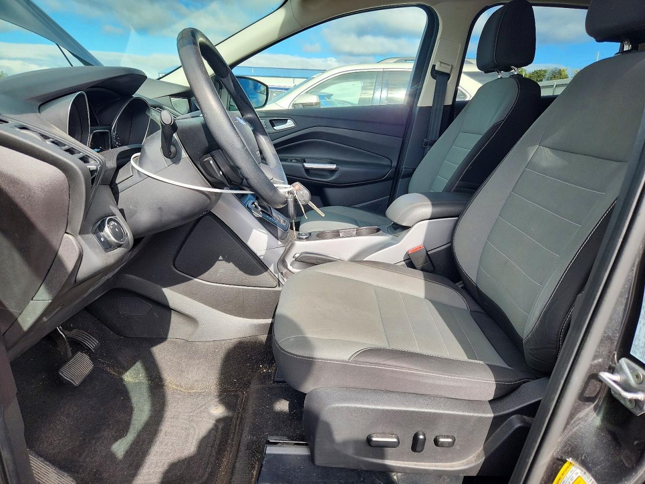 2016 FORD ESCAPE SE — Фото 7 из 12