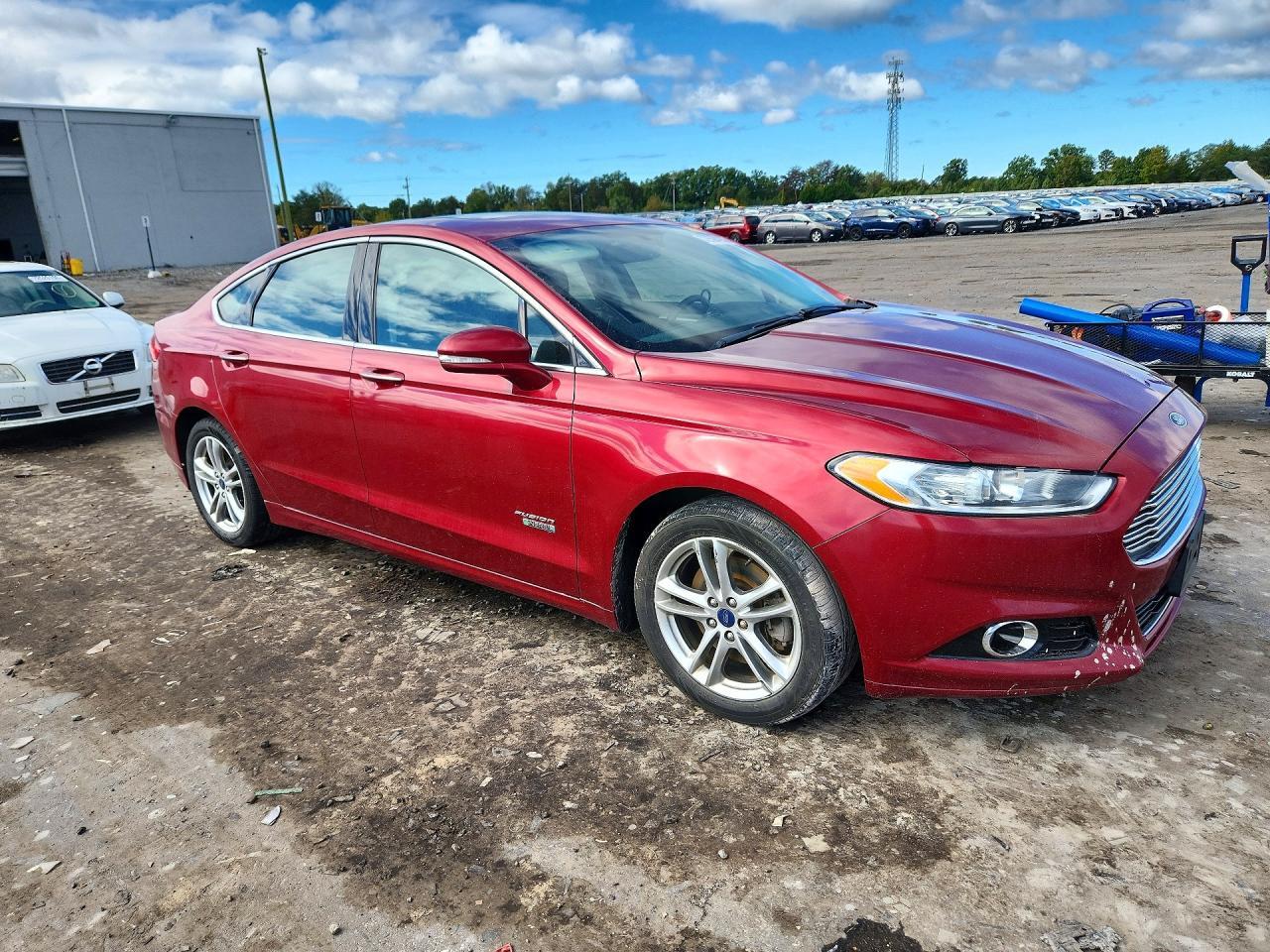 2015 FORD FUSION TITANIUM PHEV — Фото 4 из 12