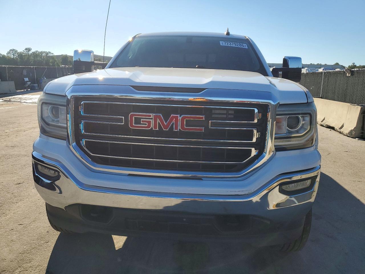 2018 GMC SIERRA K1500 SLE — Фото 5 из 12