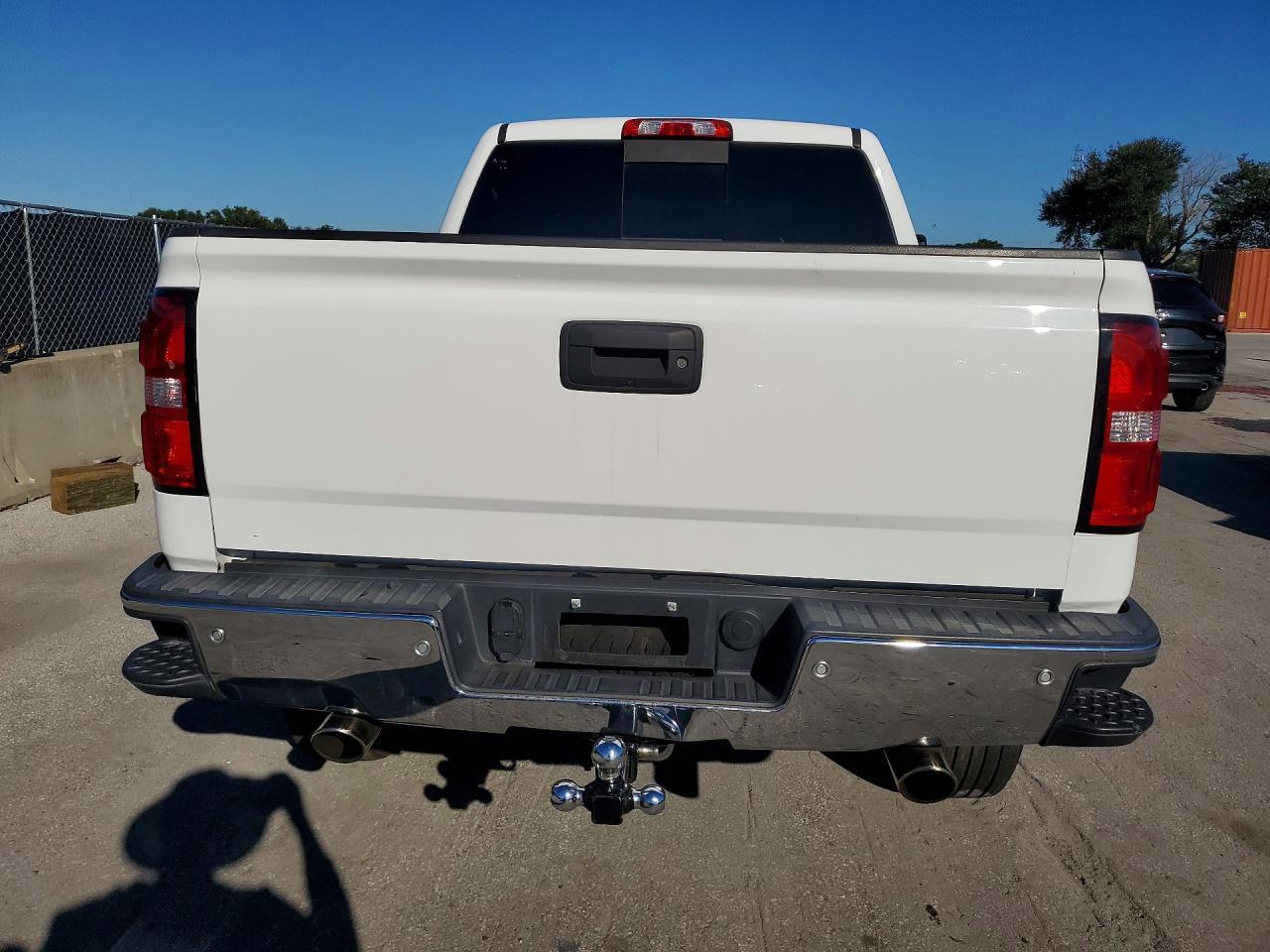 2018 GMC SIERRA K1500 SLE — Фото 6 из 12