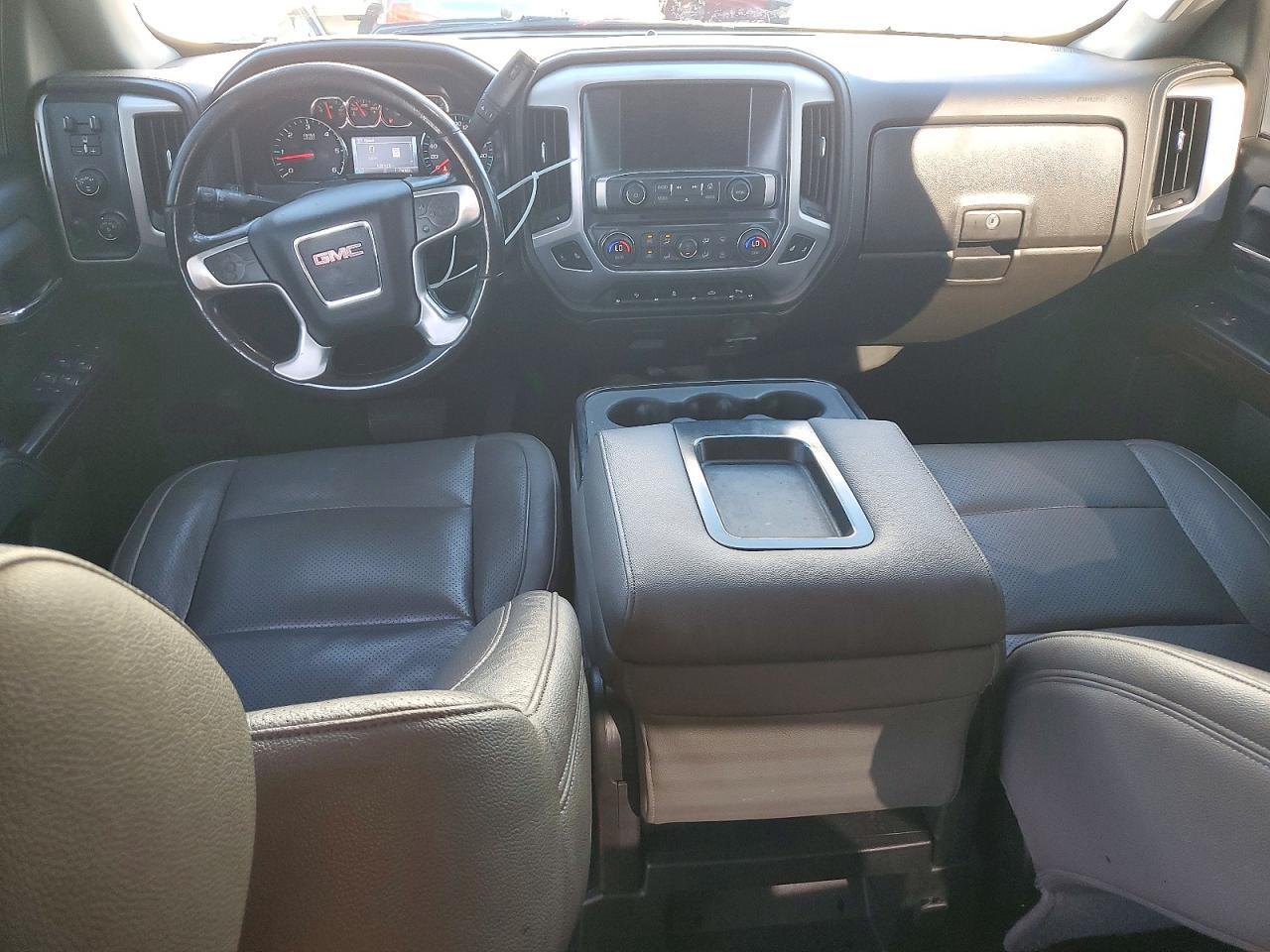 2018 GMC SIERRA K1500 SLE — Фото 8 из 12