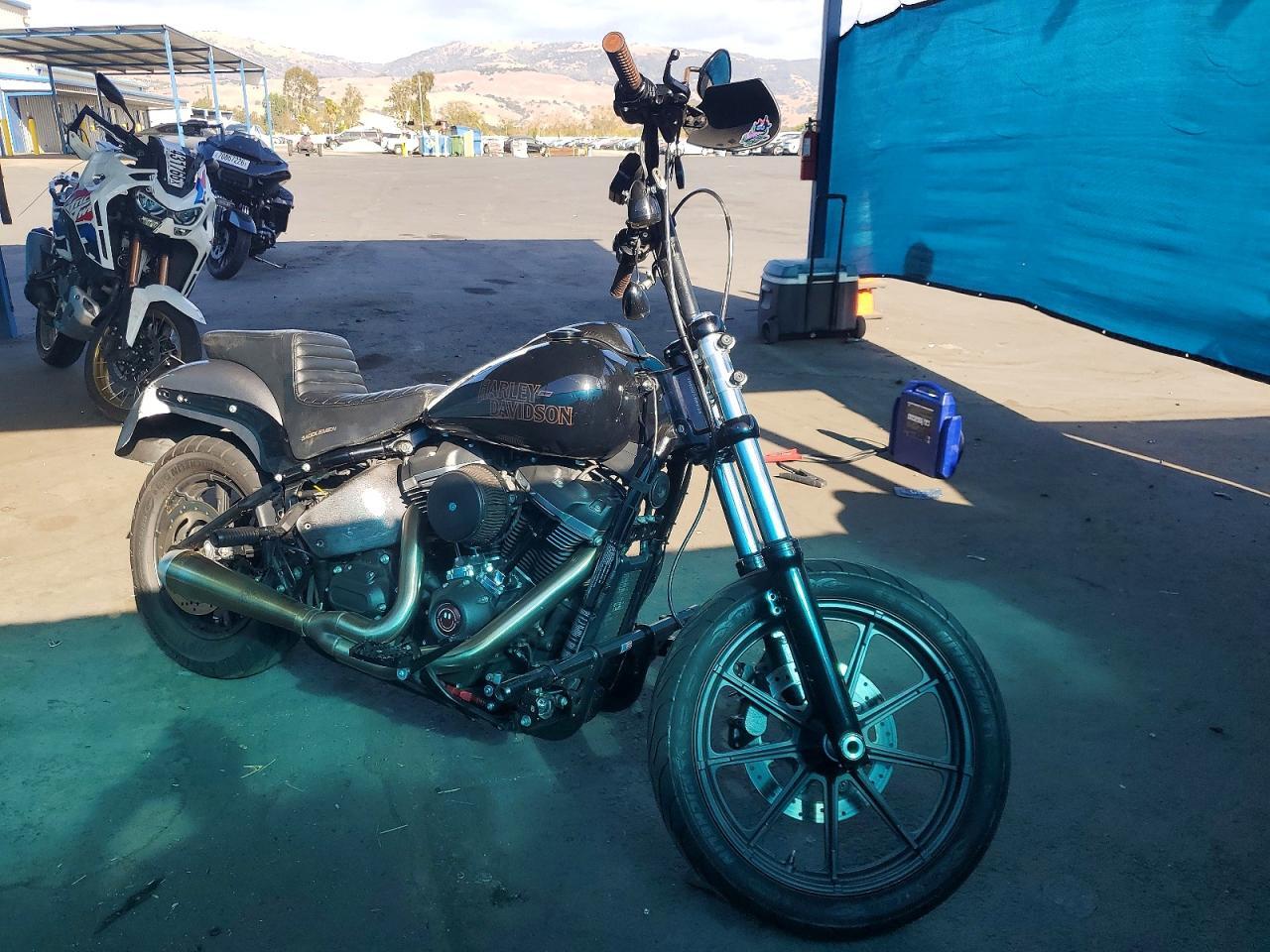 2018 HARLEY-DAVIDSON FXBB STREET BOB