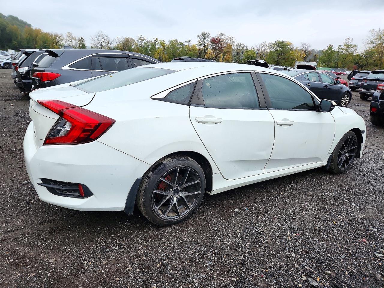 2016 HONDA CIVIC LX — Фото 3 из 12