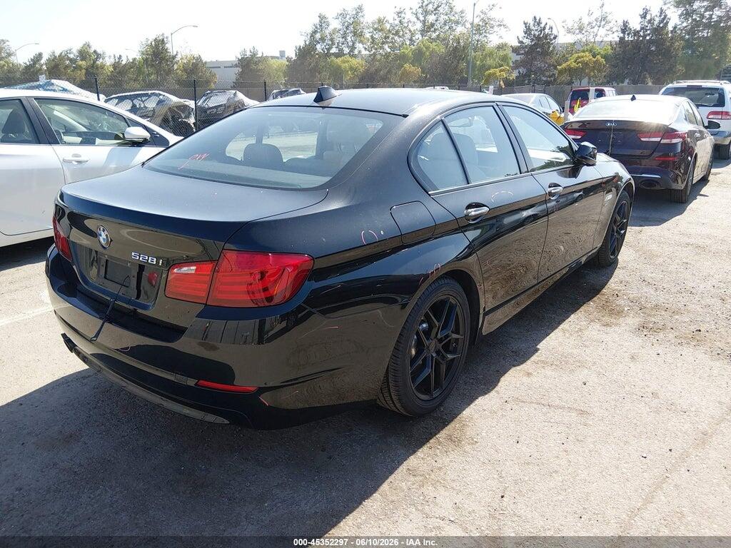 WBAXH5C56CC595142 2012 BMW 528I photo no. 4