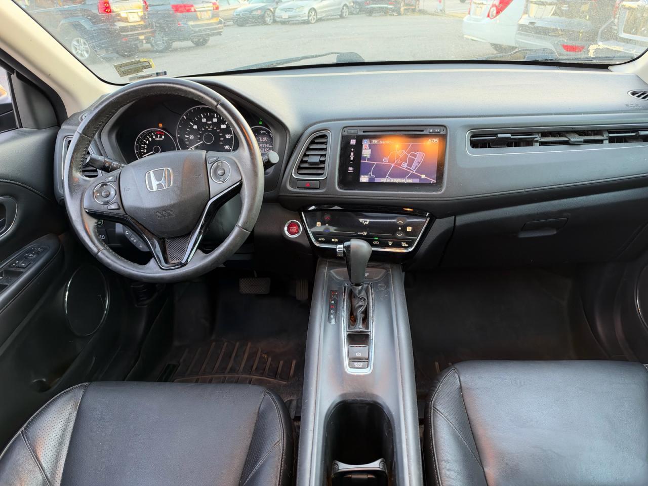 2018 HONDA HR-V EXL — Фото 9 из 14
