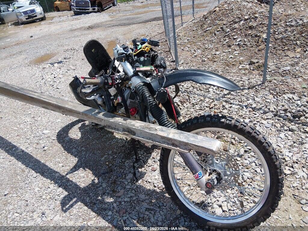 2016 SUZUKI DR-Z400 JS1SK43AXG2100078