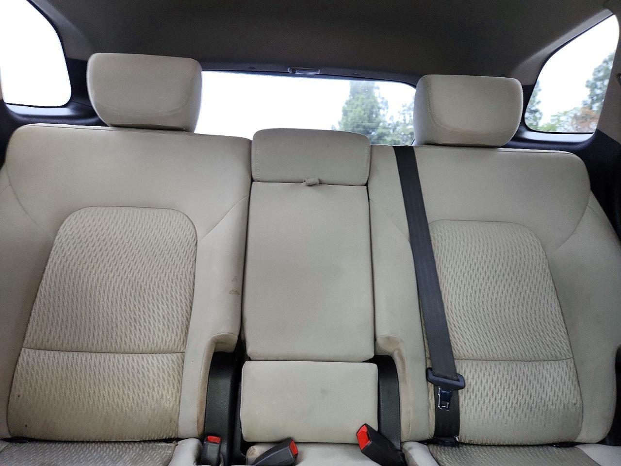 2017 HYUNDAI SANTA FE SE — Фото 10 из 13