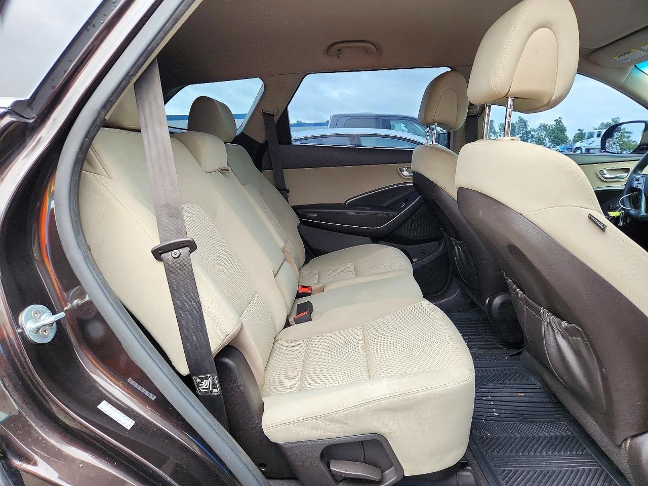 2017 HYUNDAI SANTA FE SE — Фото 11 из 13