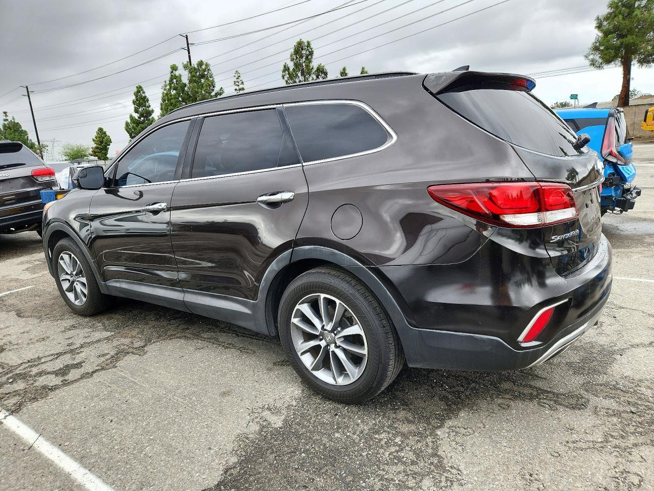 2017 HYUNDAI SANTA FE SE — Фото 2 из 13