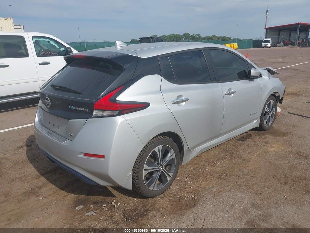 1N4AZ1CP7JC305588 2018 NISSAN LEAF photo no. 4