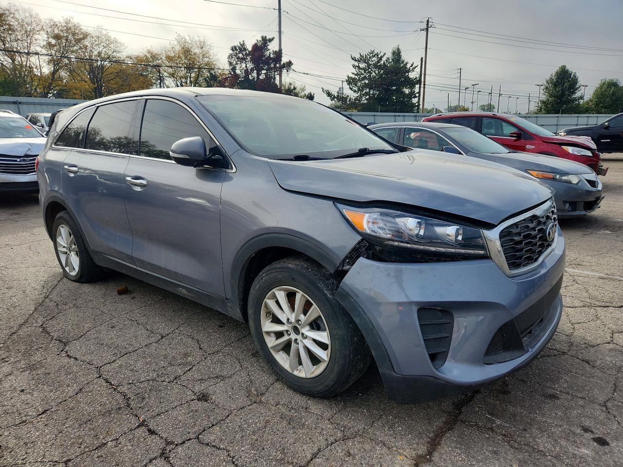 2020 KIA SORENTO S — Фото 4 из 13