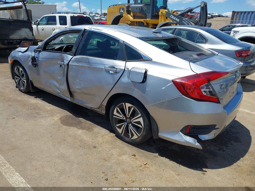 JHMFC1F36JX032113 2018 HONDA CIVIC photo no. 3