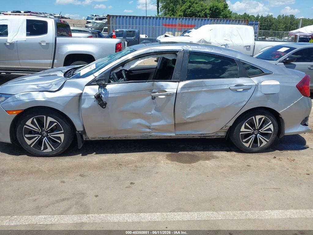 JHMFC1F36JX032113 2018 HONDA CIVIC photo no. 6