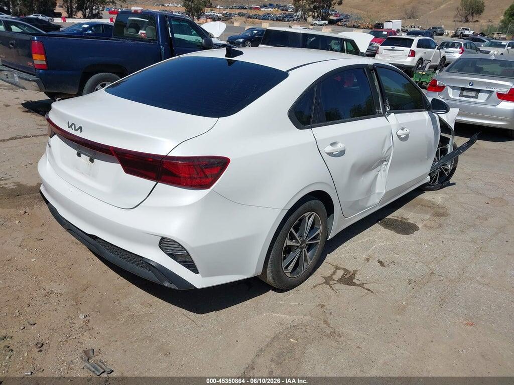 3KPF24AD0RE779529 2024 KIA FORTE photo no. 4
