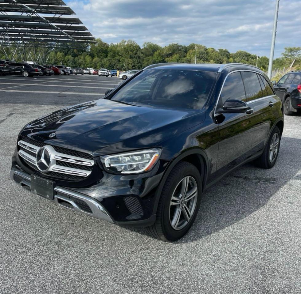 2021 MERCEDES-BENZ GLC 300 4MATIC — Фото 2 из 13