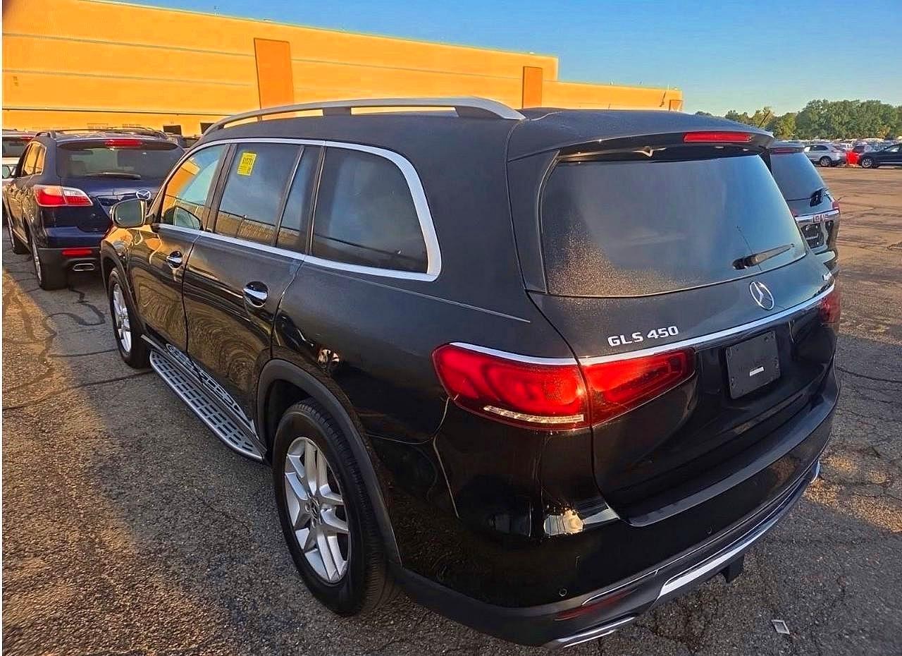 2020 MERCEDES-BENZ GLS 450 4MATIC — Фото 3 из 11
