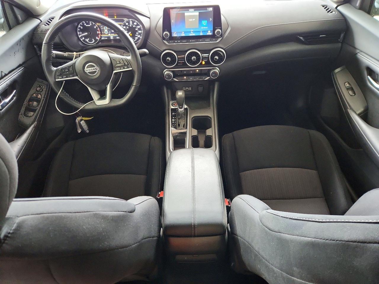 2022 NISSAN SENTRA SV — Фото 8 из 12