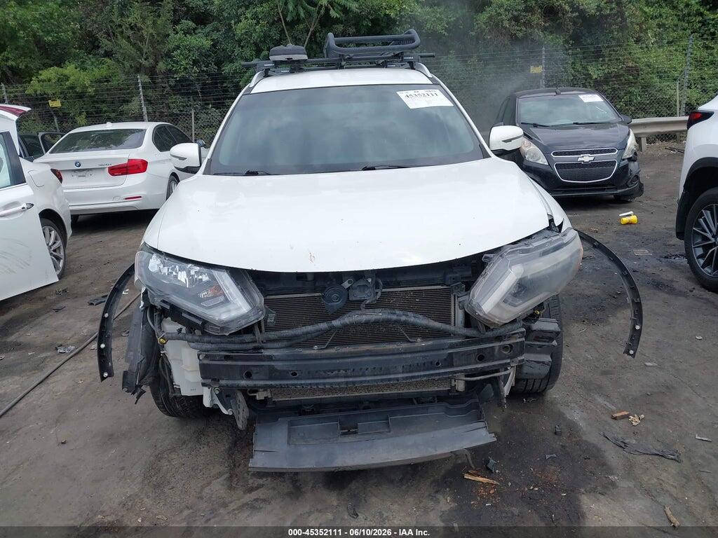 KNMAT2MT1HP544733 2017 NISSAN ROGUE photo no. 12