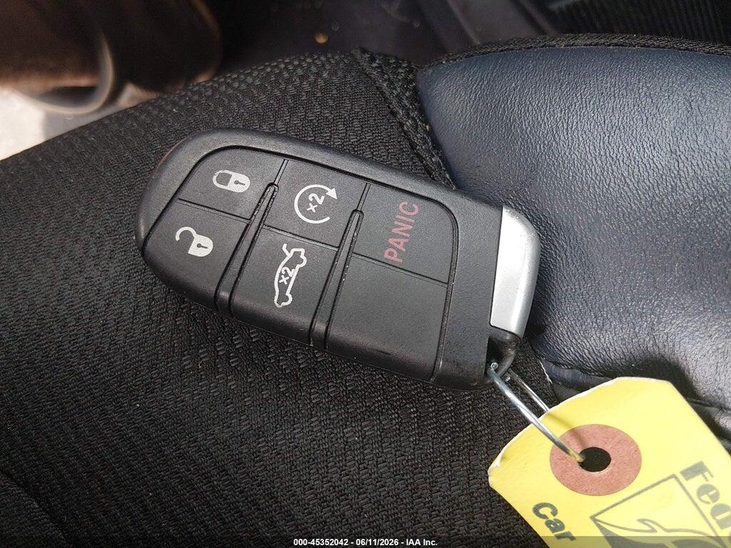 1C3CCCBB1GN161639 2016 CHRYSLER 200 photo no. 11