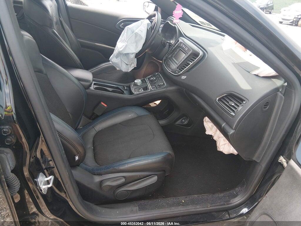 1C3CCCBB1GN161639 2016 CHRYSLER 200 photo no. 5
