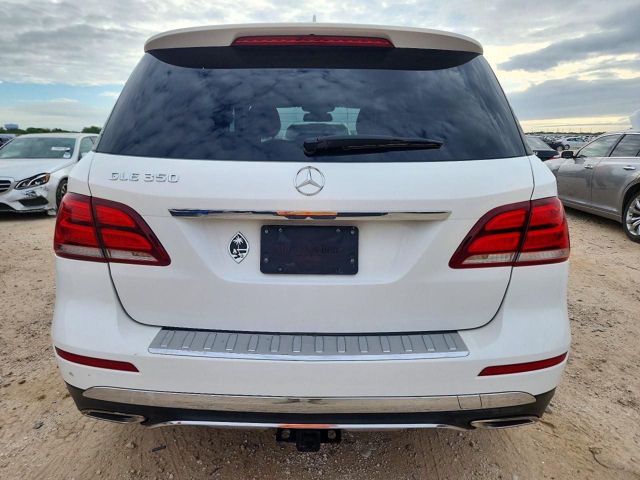 2016 MERCEDES-BENZ GLE 350 — Фото 6 из 12
