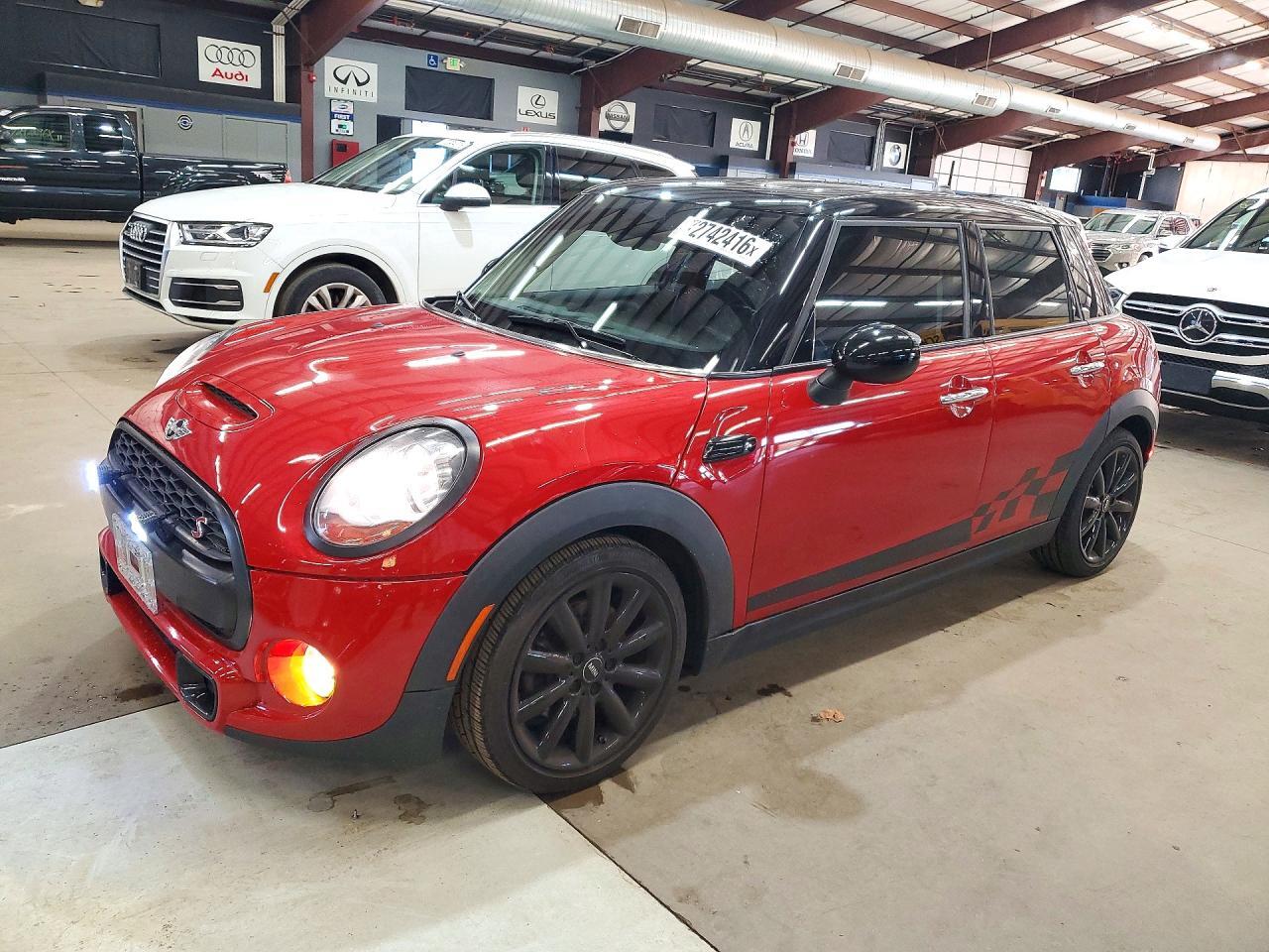 2017 MINI COOPER S