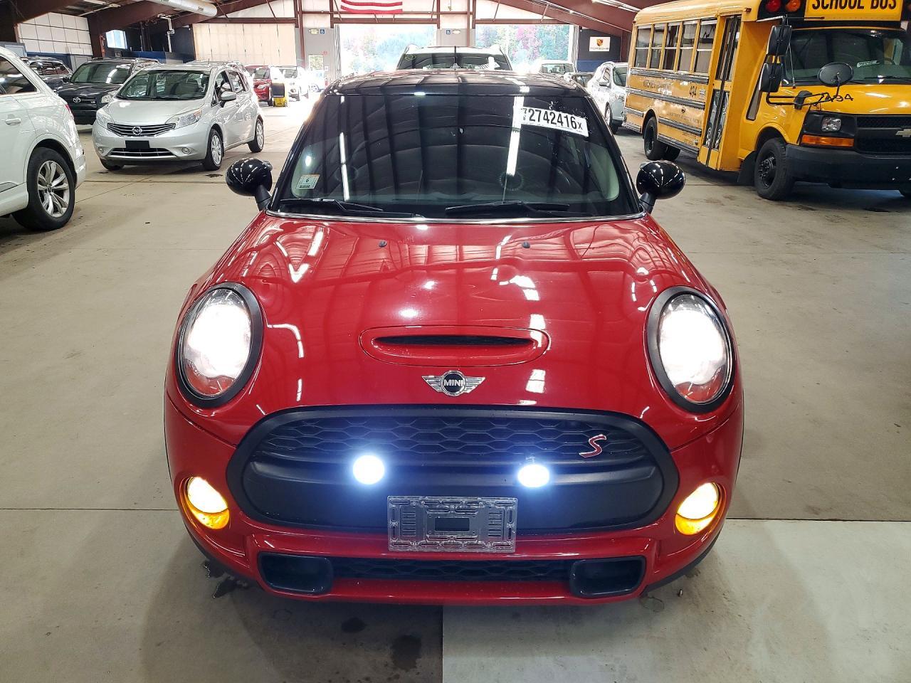 2017 MINI COOPER S — Фото 5 из 12