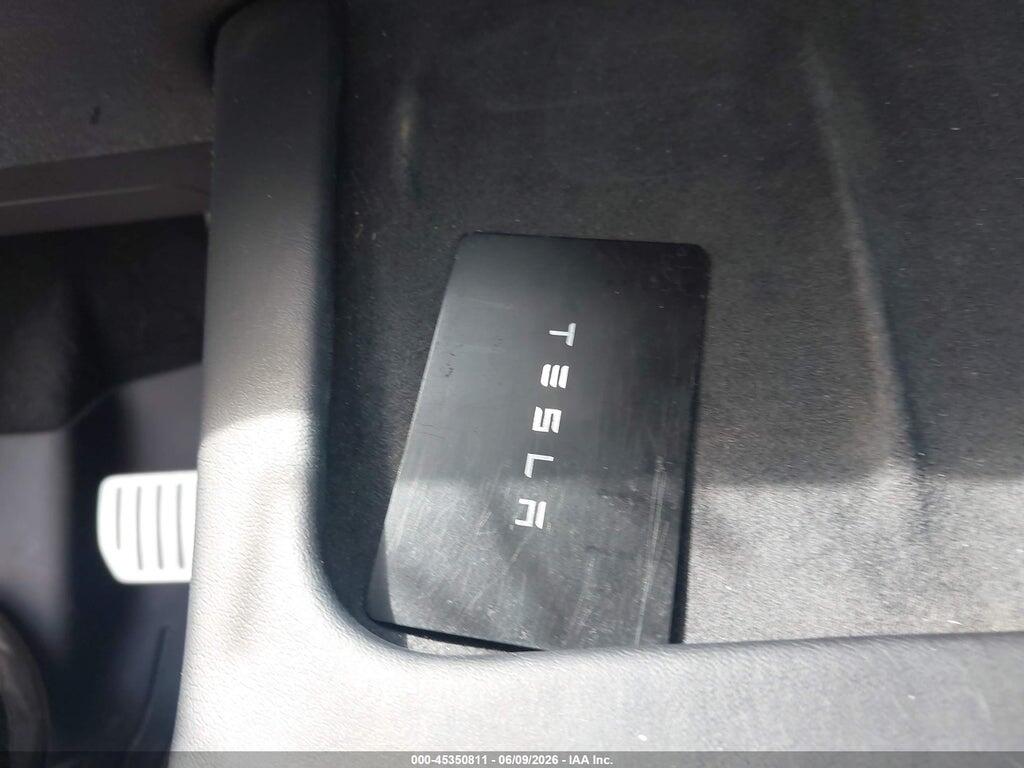 7SAYGDEF9NF441995 2022 TESLA MODEL Y photo no. 11