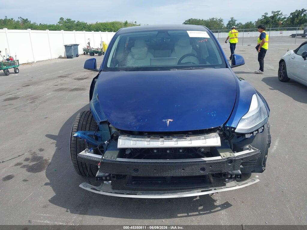 7SAYGDEF9NF441995 2022 TESLA MODEL Y photo no. 12
