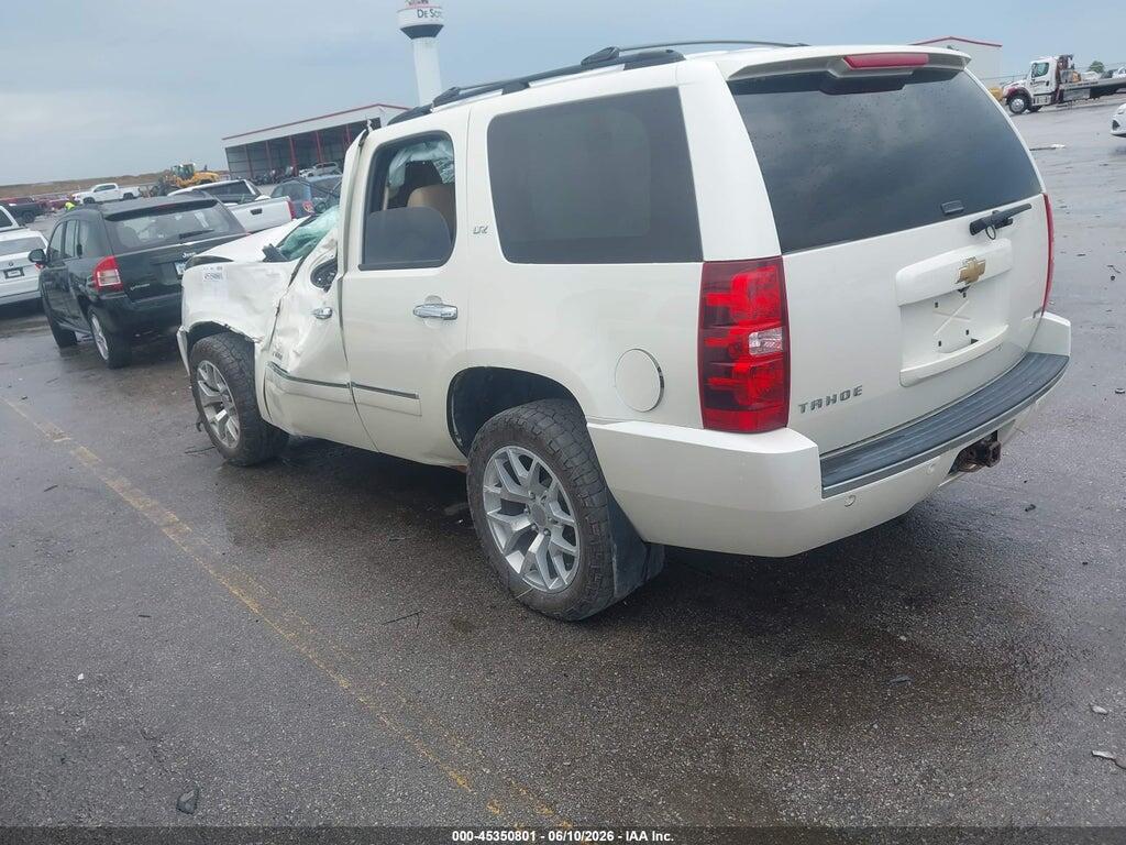 1GNSKCE04BR325169 2011 CHEVROLET TAHOE photo no. 3