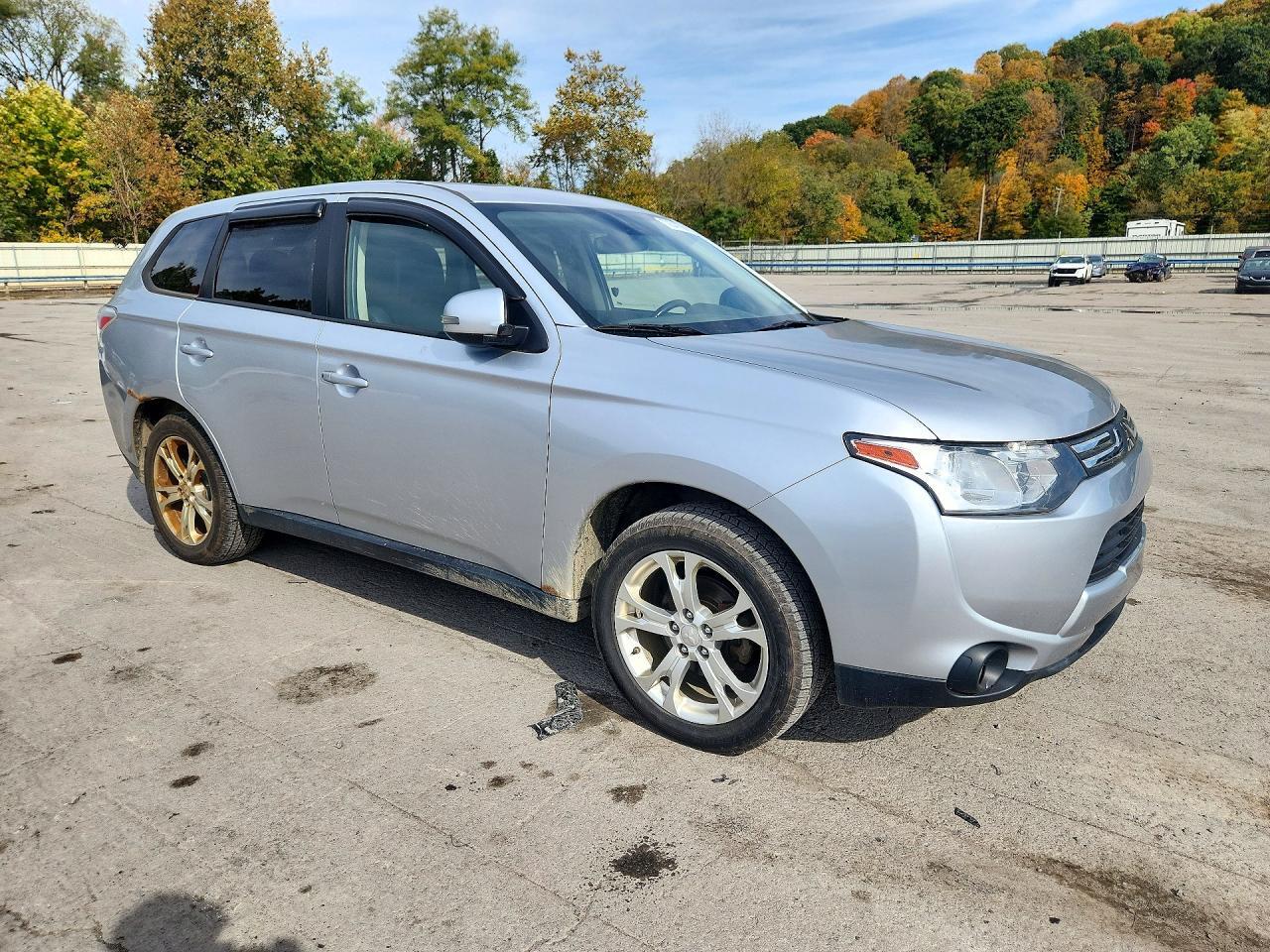 2014 MITSUBISHI OUTLANDER SE — Фото 4 из 14