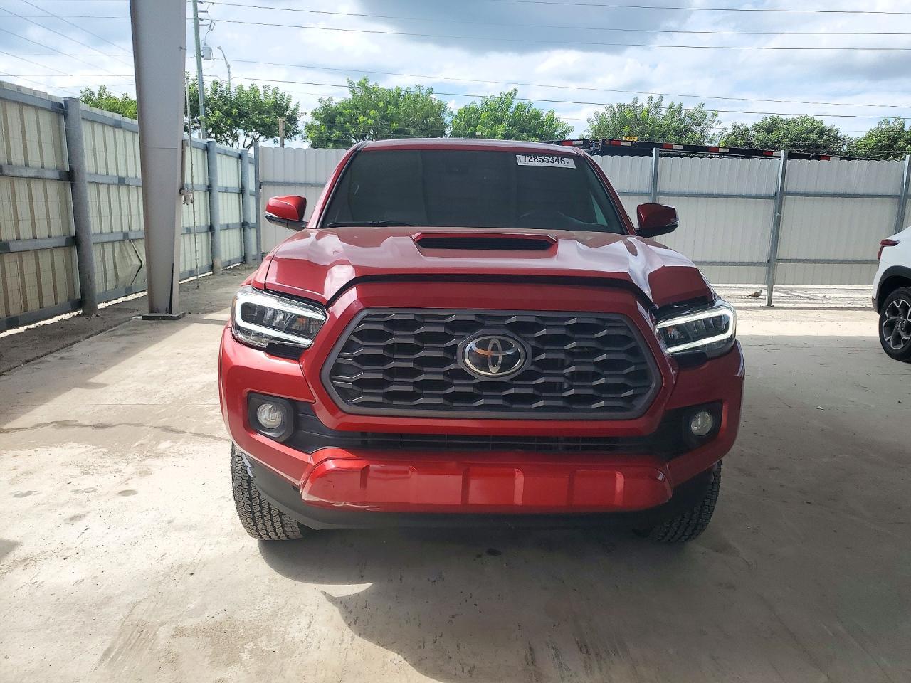 2023 TOYOTA TACOMA TRD OFF-ROAD — Фото 5 из 12