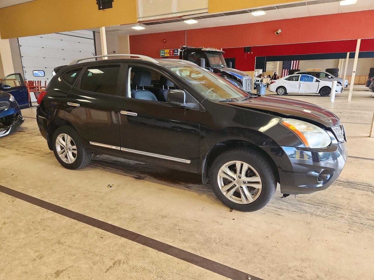 2015 NISSAN ROGUE SELECT S — Фото 4 из 13