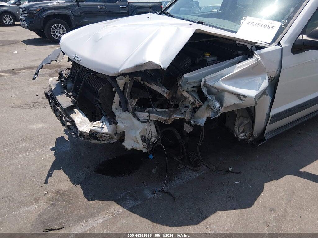 1J4GR48K45C680728 2005 JEEP GRAND CHEROKEE photo no. 6