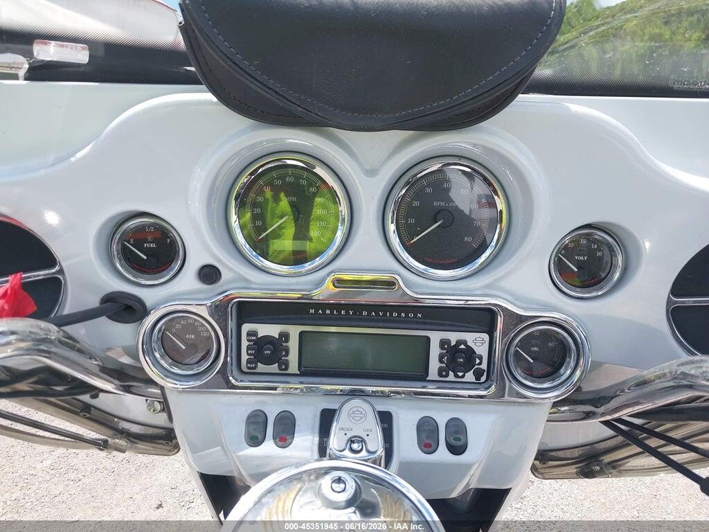 1HD1FL4167Y704172 2007 HARLEY-DAVIDSON FLTC photo no. 7