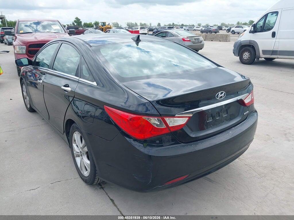 5NPEC4AC4BH260954 2011 HYUNDAI SONATA photo no. 3