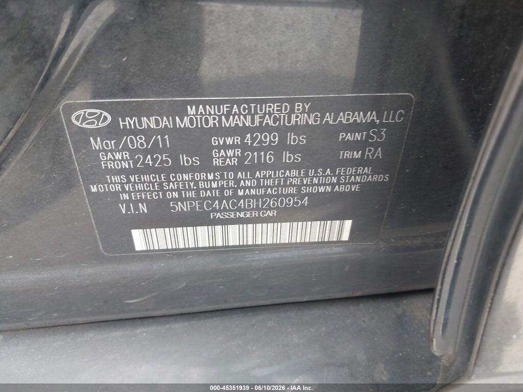 5NPEC4AC4BH260954 2011 HYUNDAI SONATA photo no. 9