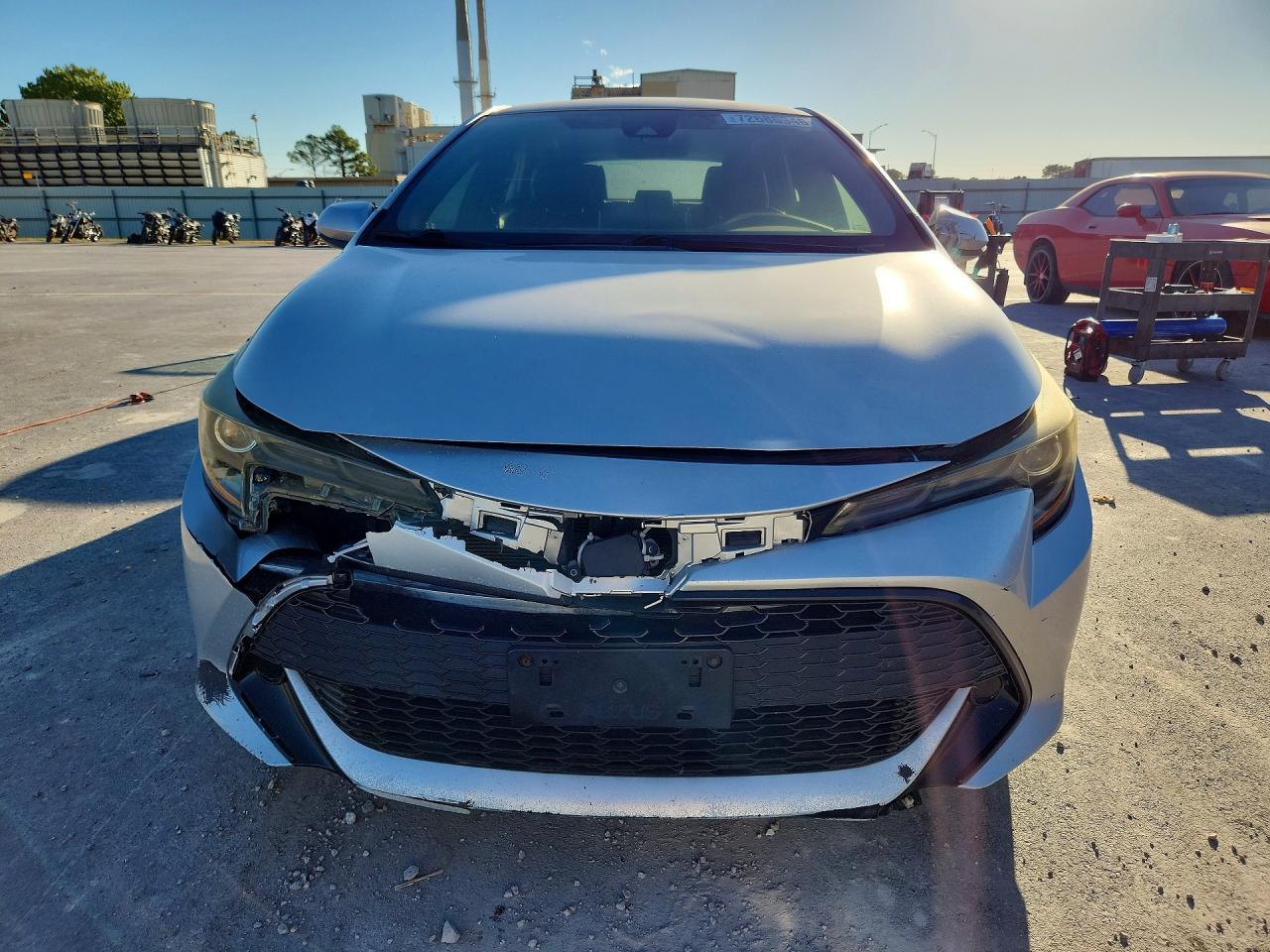 2021 TOYOTA COROLLA HATCHBACK SE — Фото 5 из 12