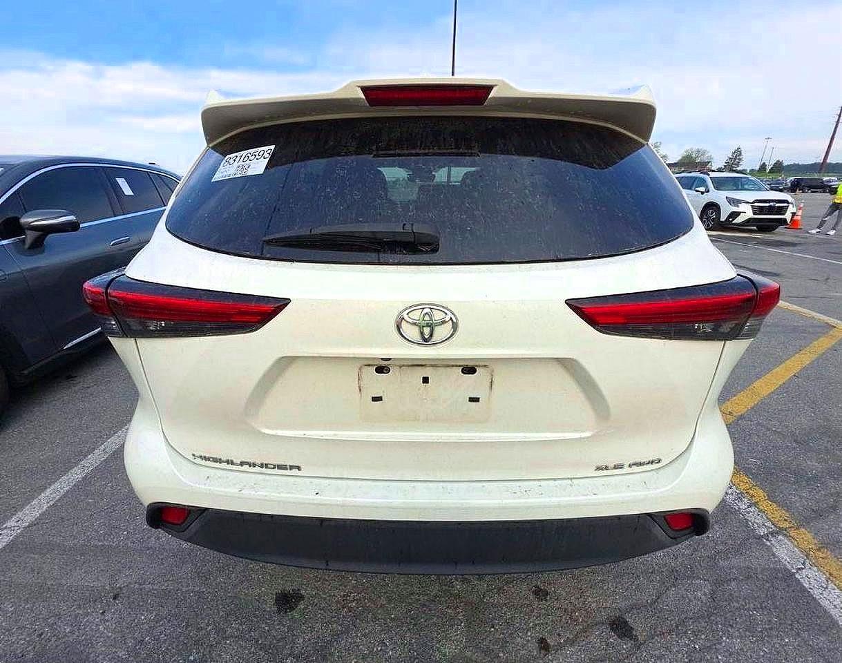 2021 TOYOTA HIGHLANDER XLE — Фото 12 из 12