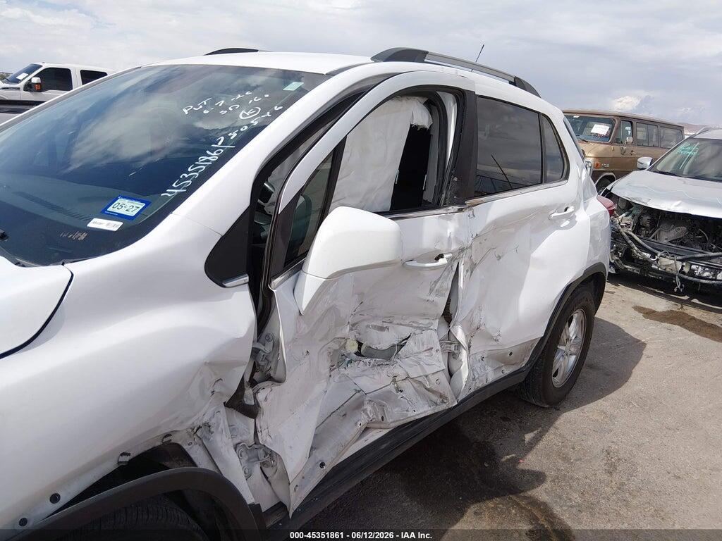 3GNCJLSB7JL401132 2018 CHEVROLET TRAX photo no. 6