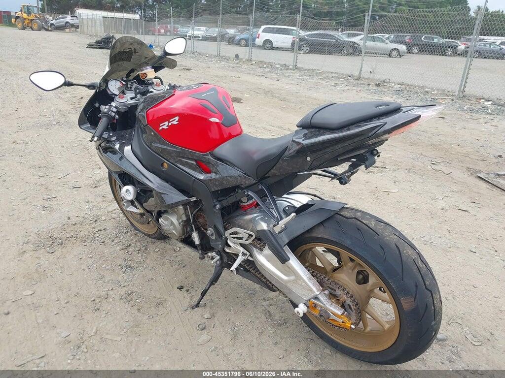 WB10D2108FZ351741 2015 BMW S 1000 photo no. 3