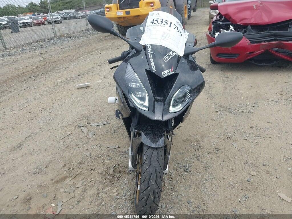 WB10D2108FZ351741 2015 BMW S 1000 photo no. 5