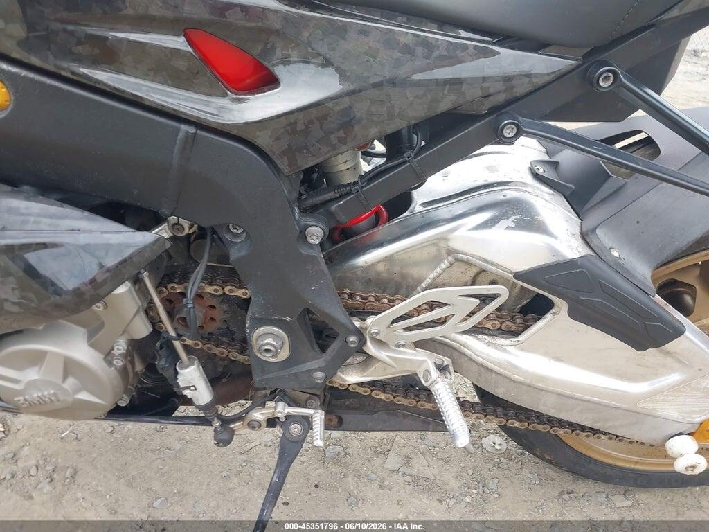 WB10D2108FZ351741 2015 BMW S 1000 photo no. 9