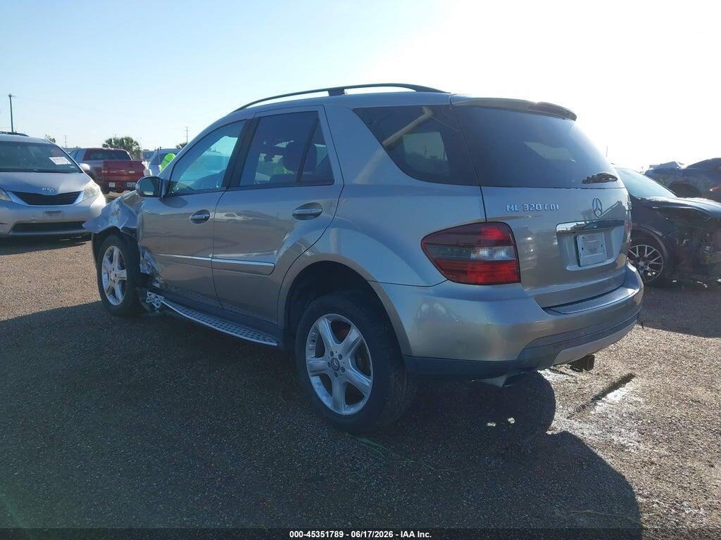 4JGBB22E18A413750 2008 MERCEDES-BENZ ML 320 CDI photo no. 3