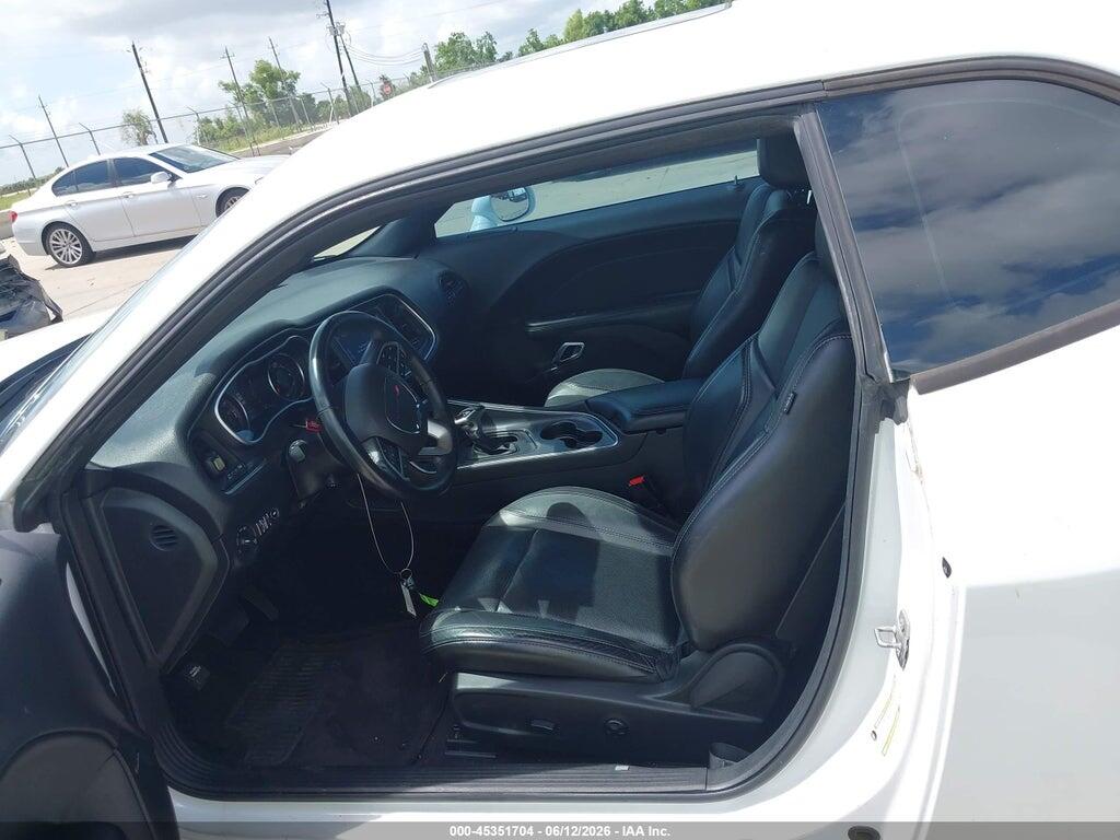 2C3CDZAG6JH258123 2018 DODGE CHALLENGER photo no. 8